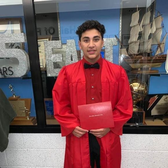 Meet your Posher, Justin - Picture 1 of 1